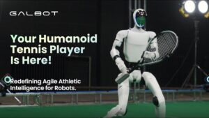Robot humanoïde Unitree G1 jouant au tennis avec le système LATENT de Tsinghua University
