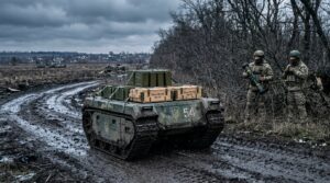 Vehicule terrestre sans pilote ukrainien en logistique pres du front