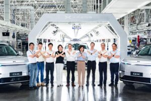Robotaxi XPENG GX produit en serie a Guangzhou Mai 2026
