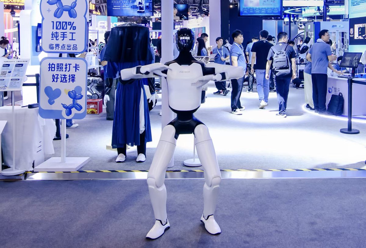 AGIBOT A3 Ultra humanoïde au WAIC 2026 Shanghai