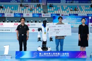 L’humanoïde AGIBOT G2 remporte deux épreuves de service à Pékin