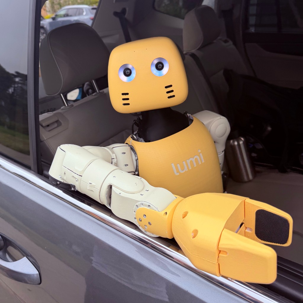 Le robot humanoïde interactif Lumi de Lightberry
