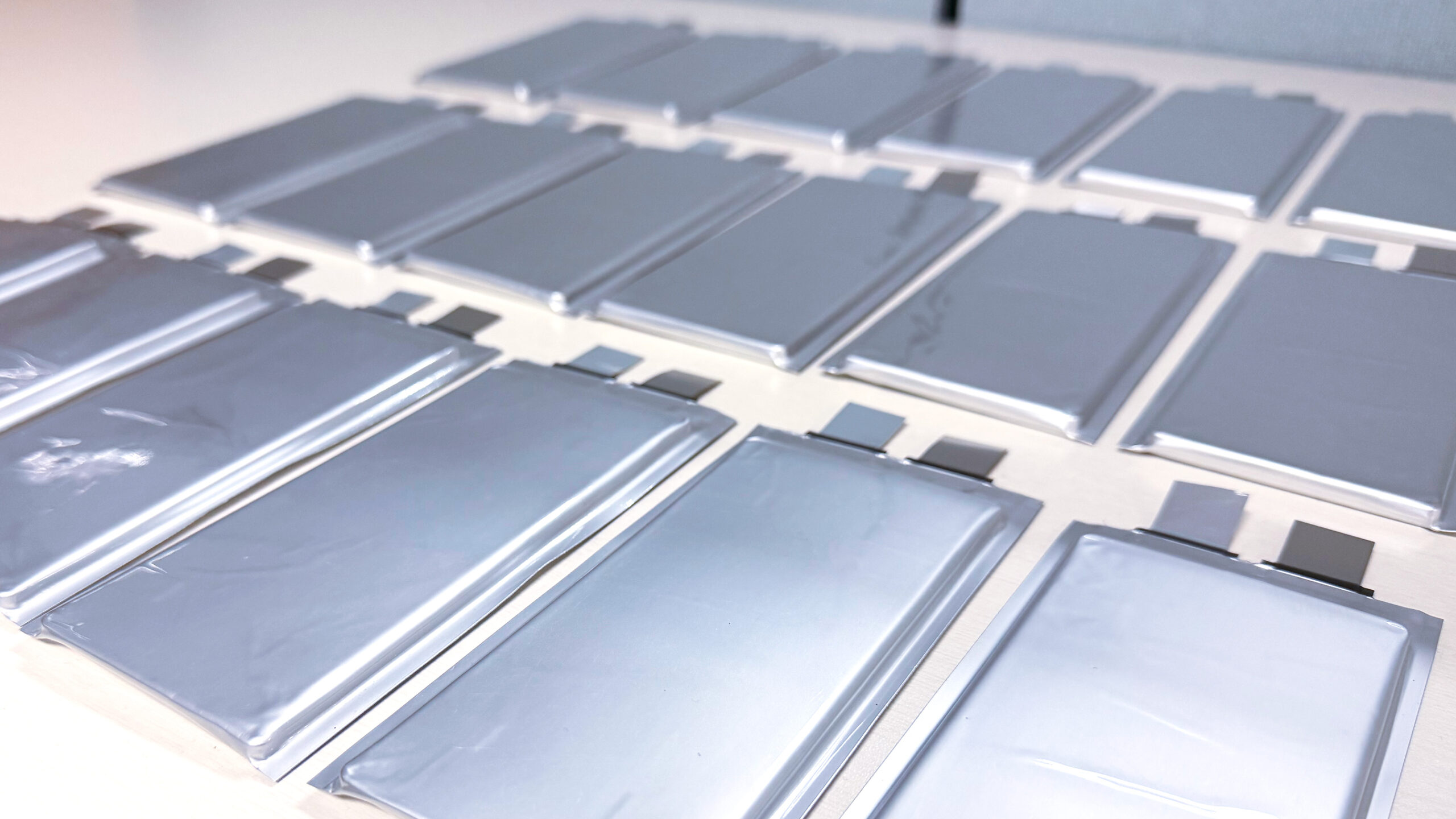 Cellules pouch EnPower destinées aux systèmes autonomes et à la robotique industrielle