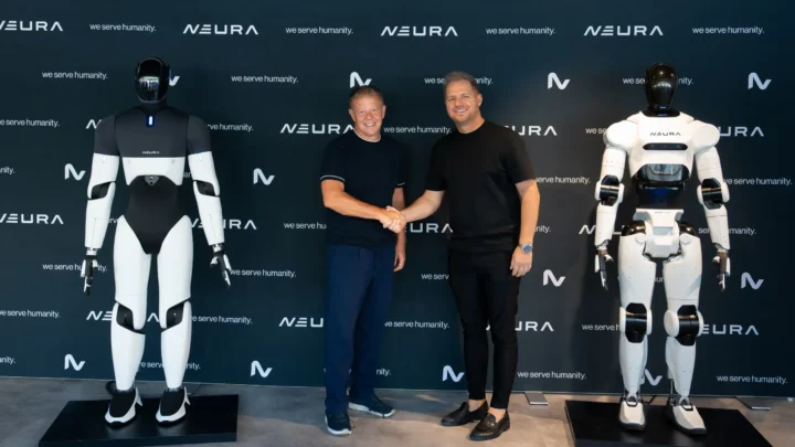 David Reger de NEURA Robotics et Max Mauri de SECO lors de l’annonce de leur partenariat
