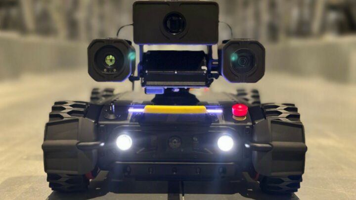 Robot d’inspection autonome de SSEN Transmission dans un poste électrique
