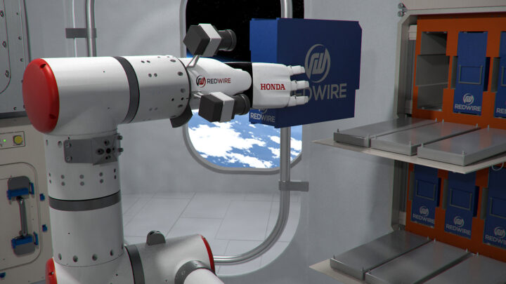 Concept de main robotique Honda montée sur un bras Redwire STAARK dans une station spatiale
