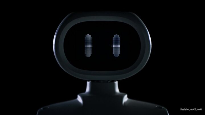 Le robot humanoïde RP1 de RoboParty présenté debout dans la vidéo officielle