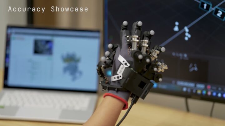 Gant S1 d’Origami Robotics équipé de capteurs de mouvement sur les doigts
