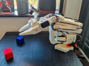 Foxglove ajoute l’enregistrement et la relecture au bras robotique SO-101 sous ROS 2