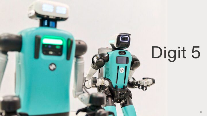 Deux robots humanoïdes Digit 5 présentés par Agility Robotics